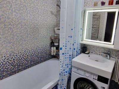 квартира за адресою Льва Ландау просп. (50-річчя СРСР), 52-А