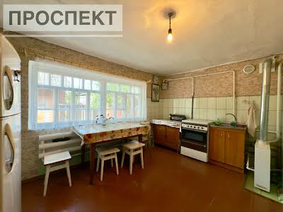 будинок за адресою Космічна вул., 2