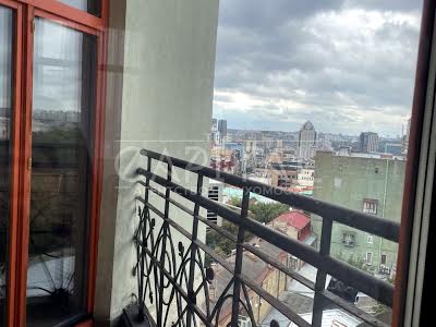 квартира за адресою Тараса Шевченка бульв., 11
