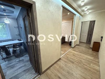 квартира по адресу Тополь-1, 18