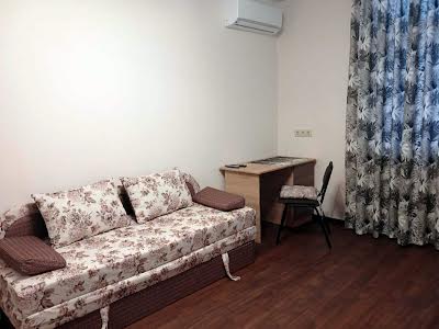 квартира за адресою Родини Крістерів вул., 20б