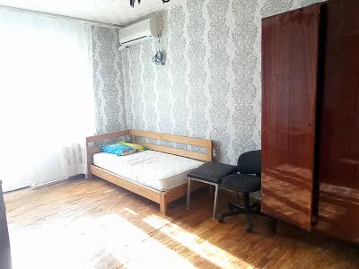 квартира за адресою Олега Мудрака вул. (Генерала Наумова), 19