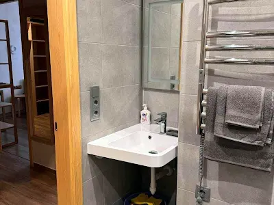квартира за адресою Ревуцького вул., 40