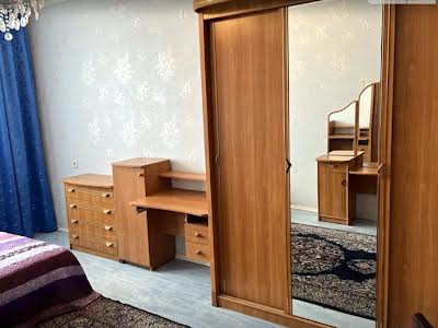 квартира за адресою Верховної Ради бульв., 21-А