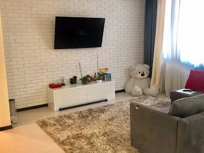 квартира за адресою Сім'ї Кульженків вул. (Петра Дегтяренка), 35