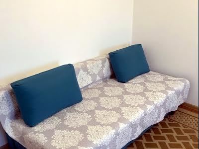 квартира за адресою Софії Русової вул., 5-Б