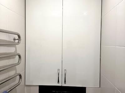 квартира за адресою Автозаводська вул., 29А