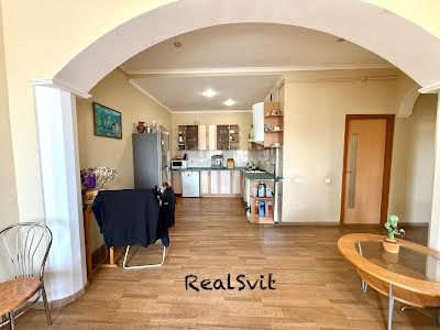 квартира за адресою Бессарабська пл., 7