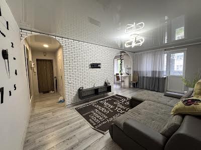 квартира за адресою Сегедська вул., 5А