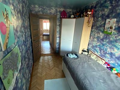 квартира за адресою Леоніда Каденюка просп. (Юрія Гагаріна), 20