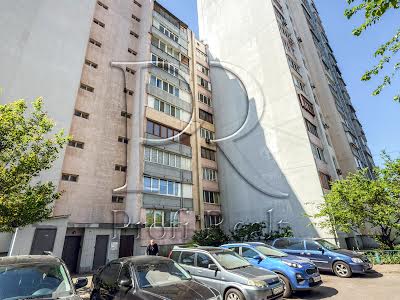 квартира за адресою Новаторів вул., 22-Б