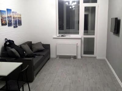 квартира за адресою Польова вул., 73