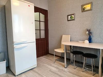 квартира за адресою Софії Русової вул., 7