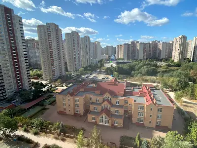 квартира за адресою Григоренка Петра просп., 18а