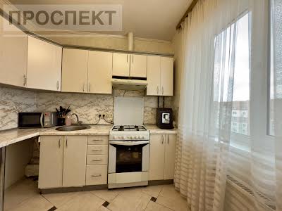 квартира по адресу Героев Крут ул. (Черепіна), 12