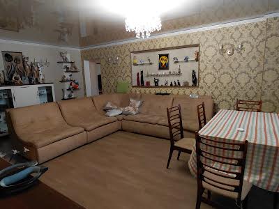 квартира за адресою Якуба Коласа вул., 2