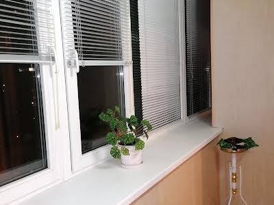 квартира за адресою Каштанова вул., 8-Б