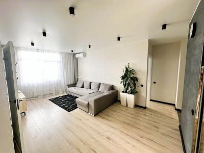 квартира за адресою Райдужна вул., 56