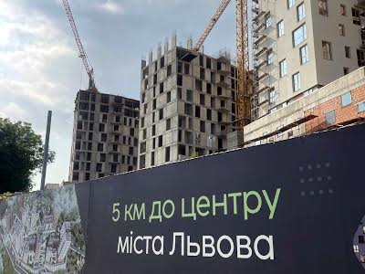 квартира за адресою Василя Щурата вул., 12