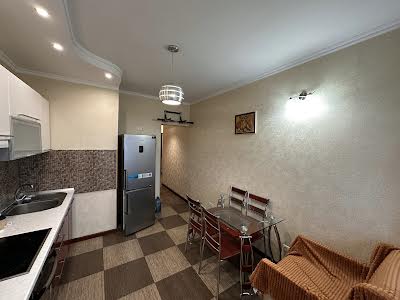 квартира по адресу Авиаконструктора Игоря Сикорского ул. (Танковая), 1