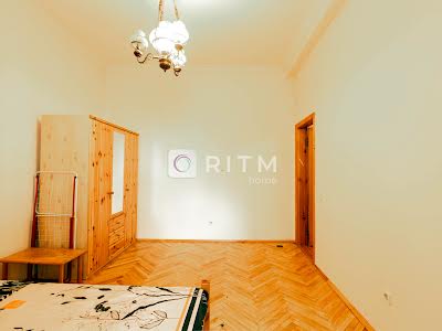 квартира по адресу Межигорская ул., 30