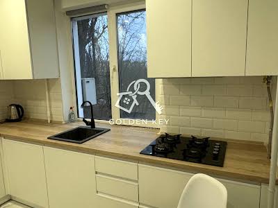 квартира за адресою Корнійчука, 12