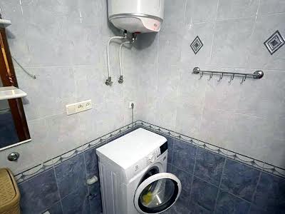 квартира за адресою Дерев'янка вул., 3б