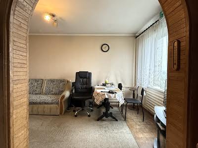 квартира за адресою Братиславська вул., 44/2