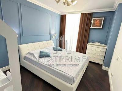 квартира за адресою Регенераторна вул., 4 к11