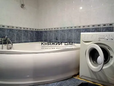 квартира за адресою Ревуцького вул., 44-Б