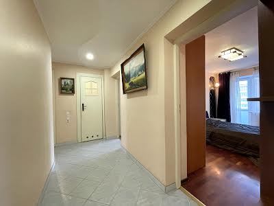 квартира по адресу Юрия Липы ул., 20
