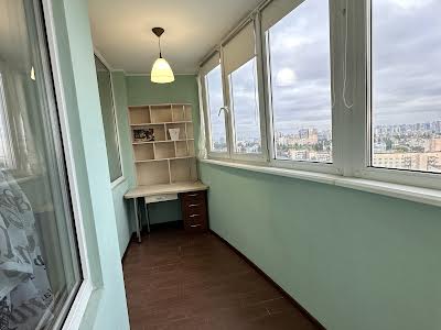 квартира по адресу Авиаконструктора Игоря Сикорского ул. (Танковая), 1