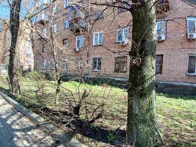 квартира за адресою Генерала Алмазова вул. (Кутузова), 1