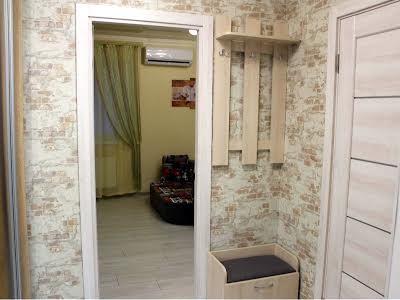 квартира за адресою Олексія Вадатурського вул., 18