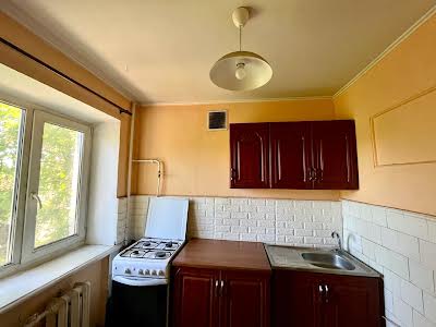квартира по адресу Елены Телиги ул., 21