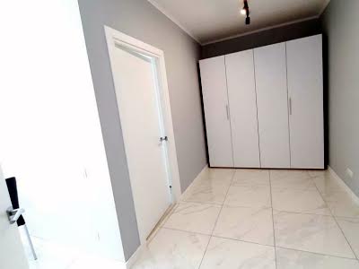 квартира по адресу Ревуцкого ул., 40 Б
