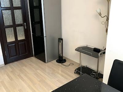 квартира по адресу Анны Ахматовой ул., 13-Б