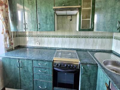 квартира за адресою Академіка Булаховського вул., 30