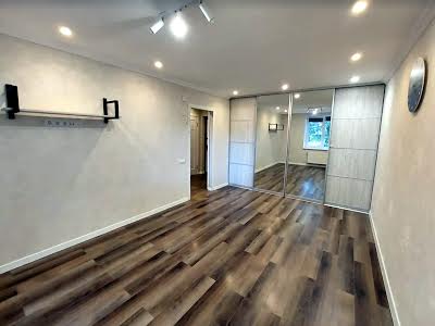 квартира за адресою Миколаївська вул., 22