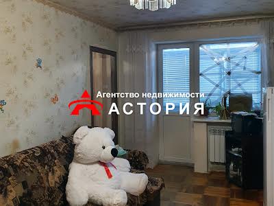 квартира за адресою Карпенка-Карого вул., 5в