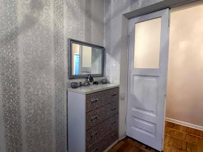 квартира за адресою Пастера вул., 21