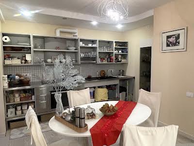квартира за адресою Драгоманова вул., 17