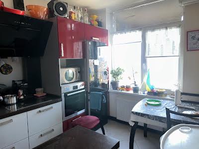 квартира за адресою Одеса, Середня вул., 24