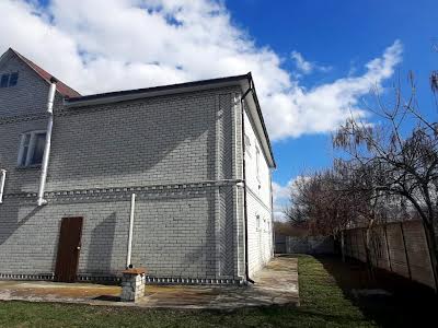 дом по адресу Комарова