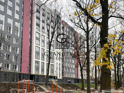 квартира за адресою Сигнаївського, 6
