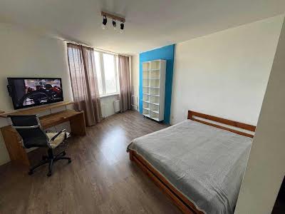 квартира за адресою Світла вул., 3