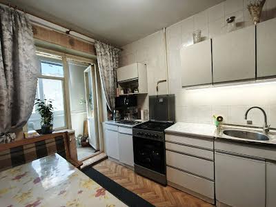 квартира за адресою Сім'ї Глодан вул., 31