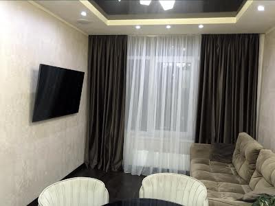 квартира за адресою Ованеса Туманяна вул., 3
