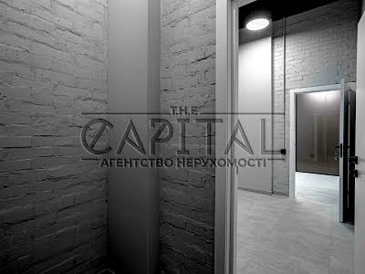 комерційна за адресою Любомира Гузара просп. (Космонавта Комарова), 9Б