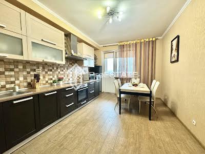 квартира по адресу Бориспольская ул., 4